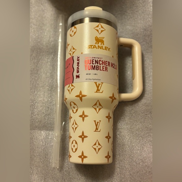 STANLEY flowstate quencher tumbler - Picture 3 of 6